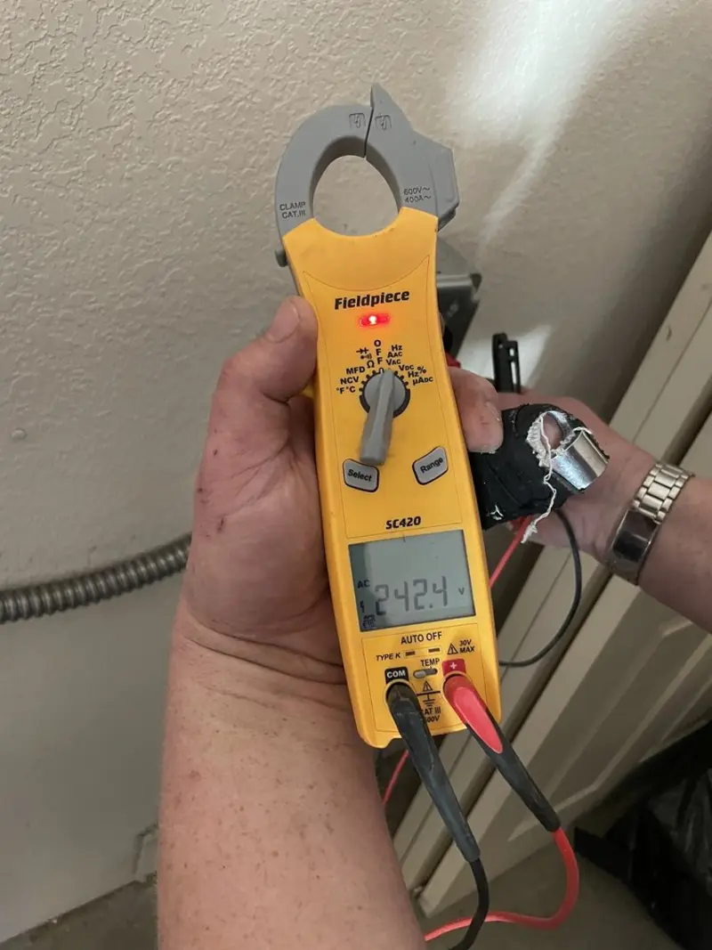 Voltage testing with clamp meter during Aluminum Wiring Replacement in Royersford